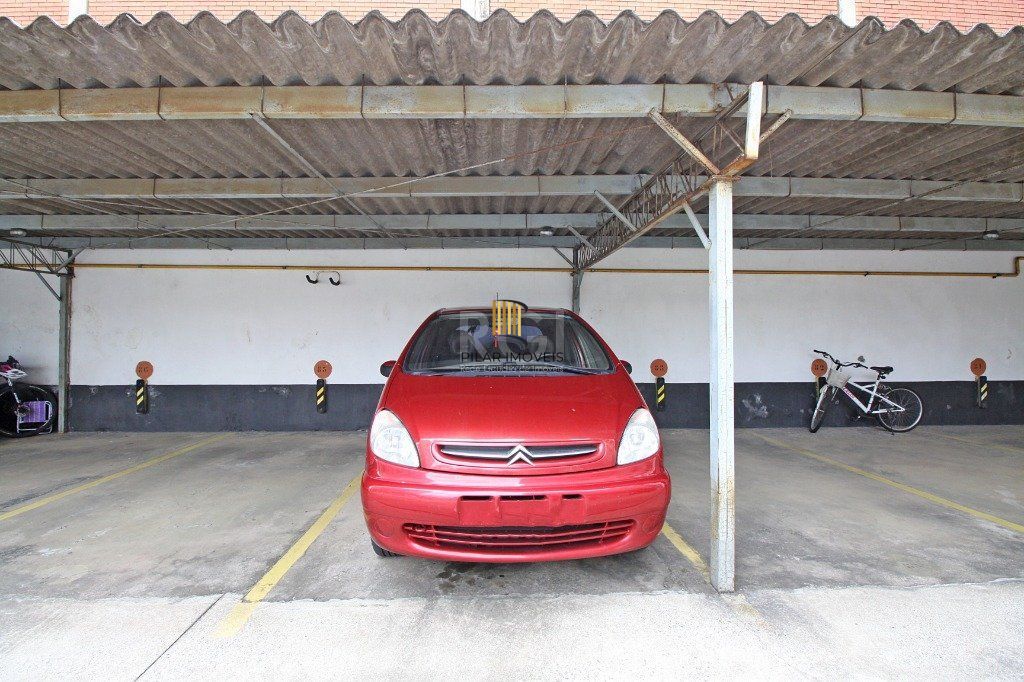 Apartamento para Venda - 72m², 2 dormitórios, 1 vaga - Passo da Areia