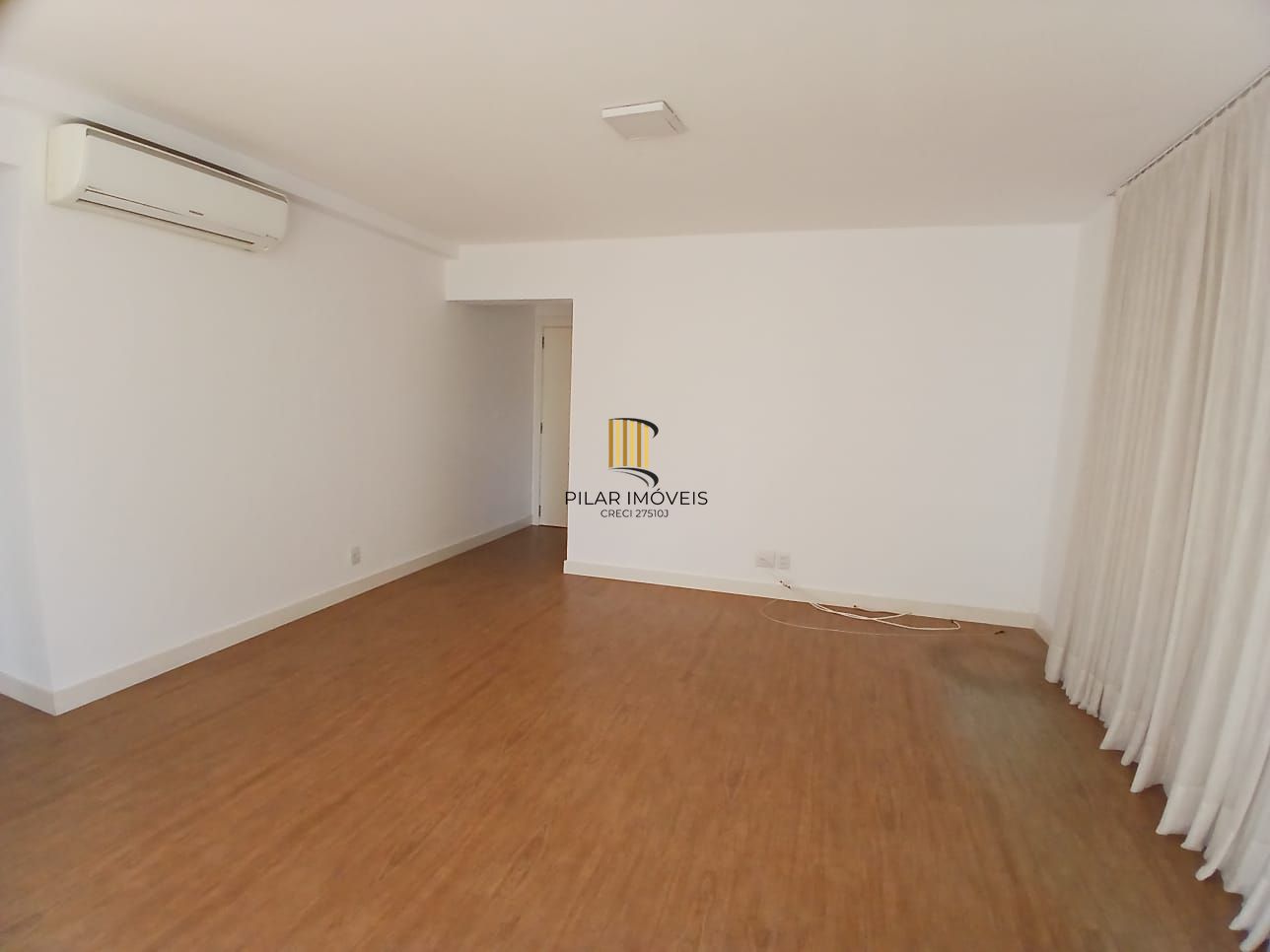 Apartamento  com 3 dormitorios e suite no Menino Deus, Porto Alegre/RS