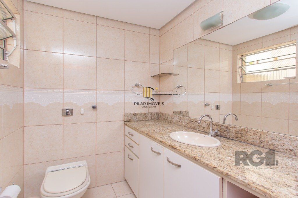 Apartamento 2 dormitórios e 2 banheiros no bairro Santa Cecília