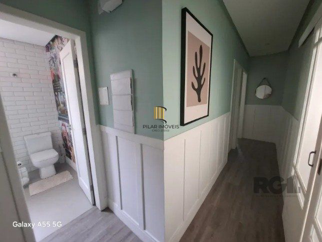 Casa reformada com 3 dormitórios, 5 vagas no bairro São João