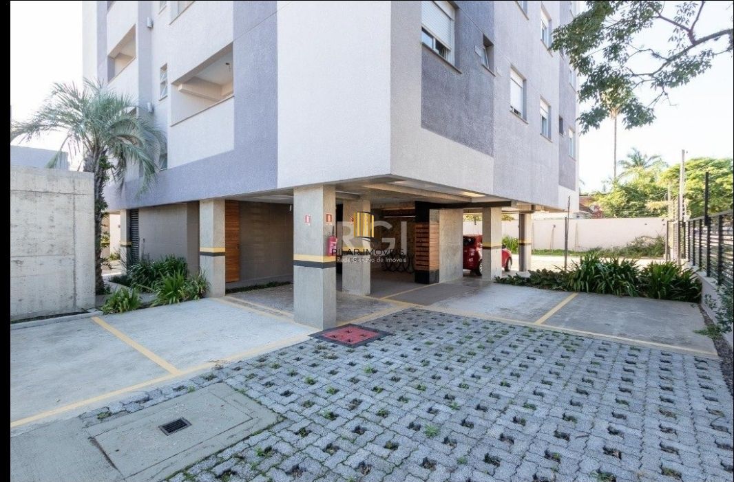 Apartamento 2 dormitórios no bairro Glória