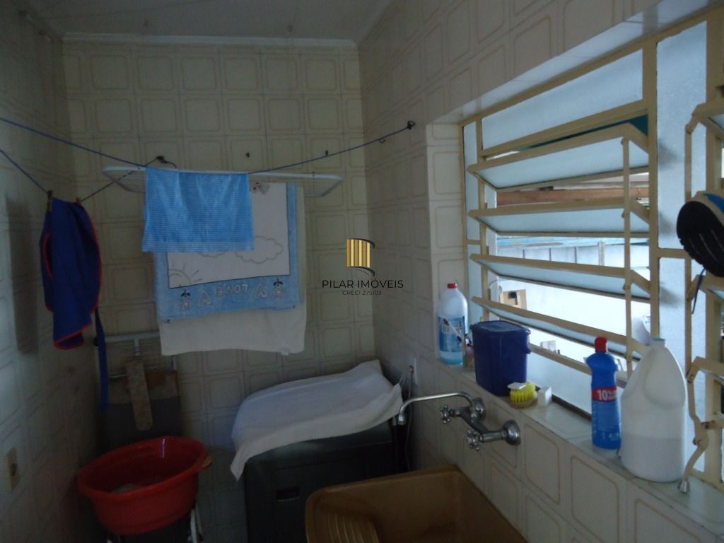 Casa para Venda - 750m², 4 dormitórios, sendo 2 suites, 5 vagas - Santa Tereza