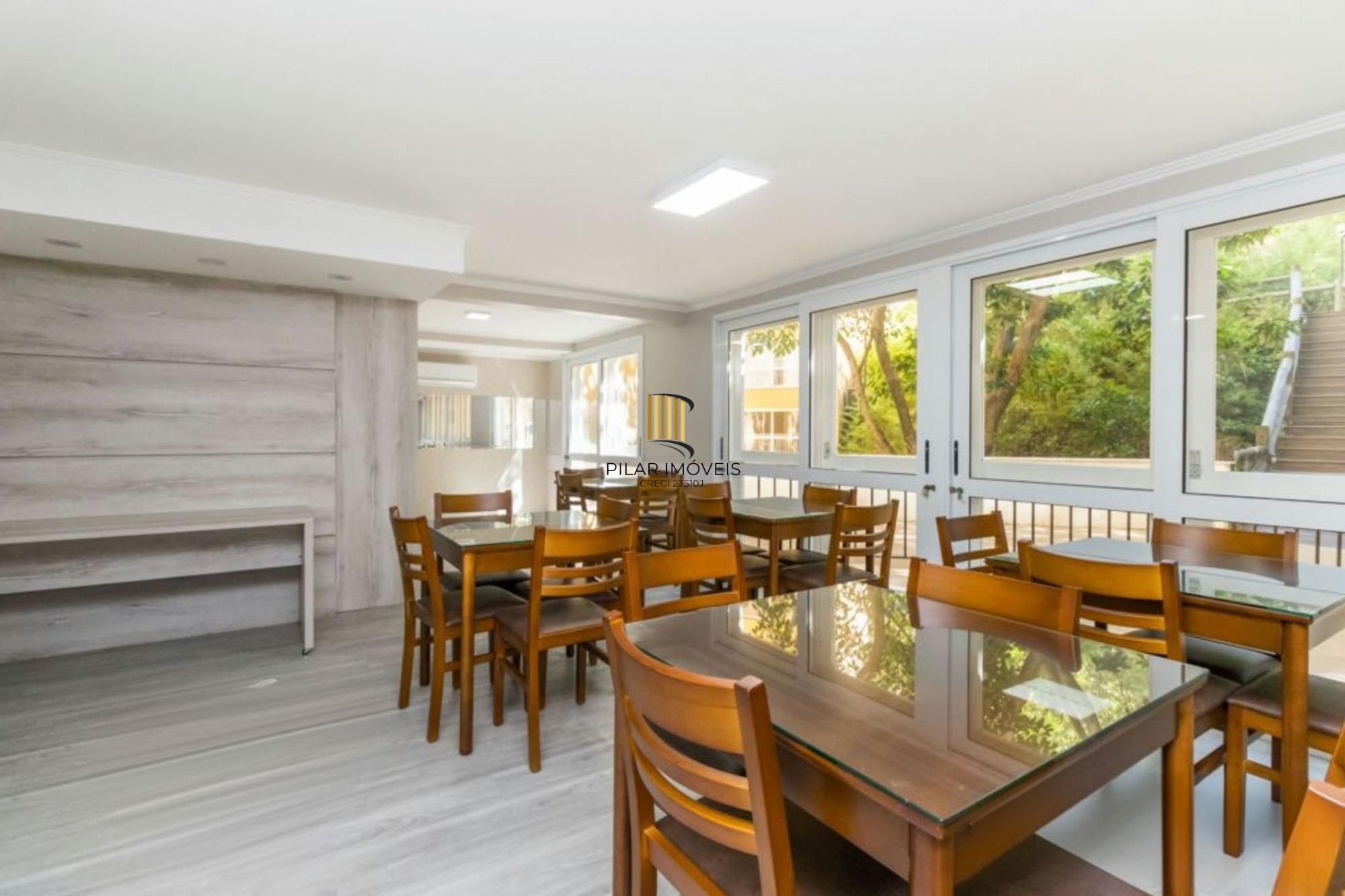 Apartamento de 3 dormitórios à venda no Bairro Santo Antônio - Porto Alegre