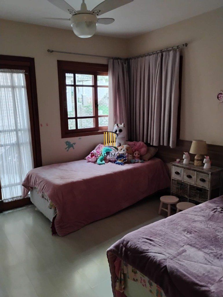 Casa em condomínio de 166m², 3 suítes 1 vaga do bairro Jardim Isabel