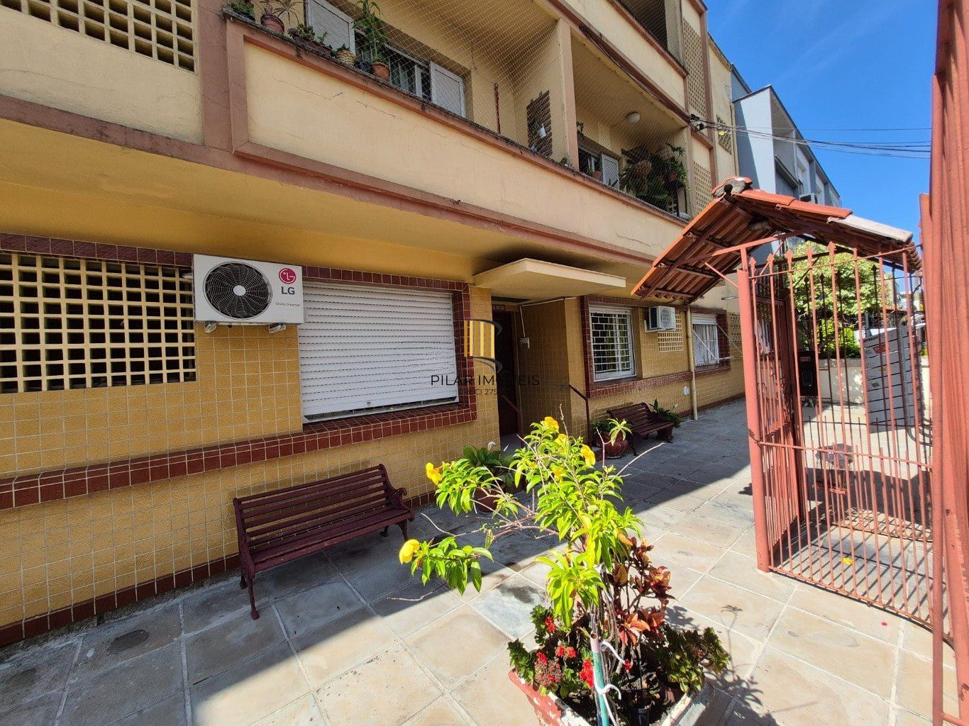 Apartamento de 1 dormitório à venda em Menino Deus, Porto Alegre.