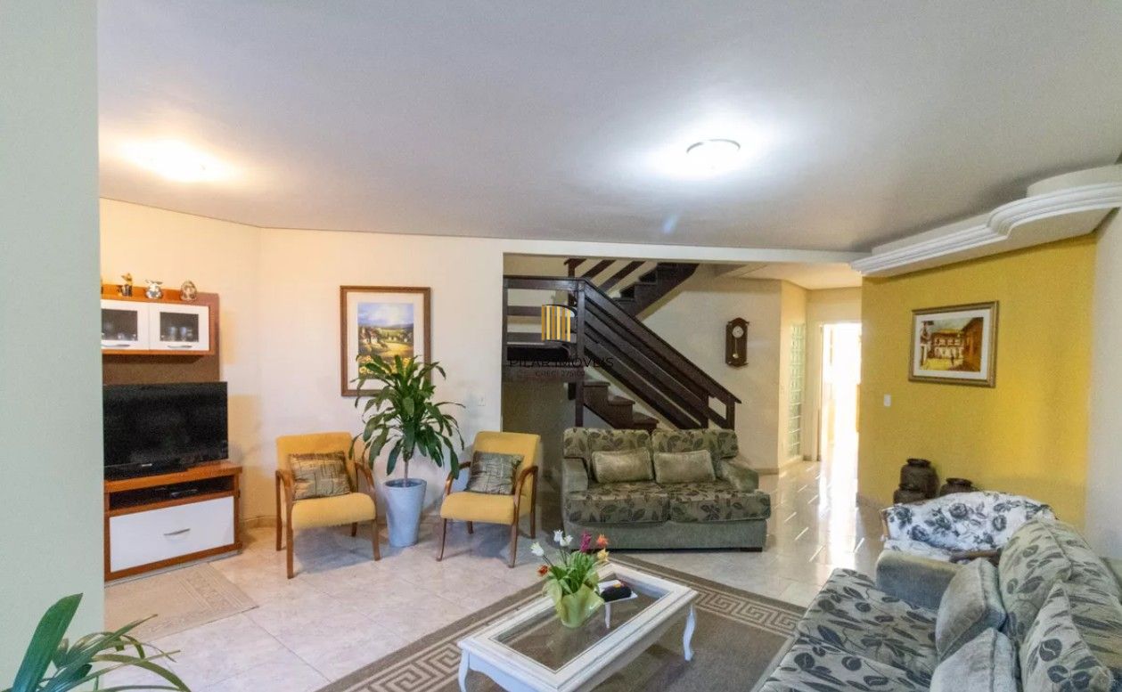 Casa 3 dormitórios Bairro Nonoai Porto Alegre