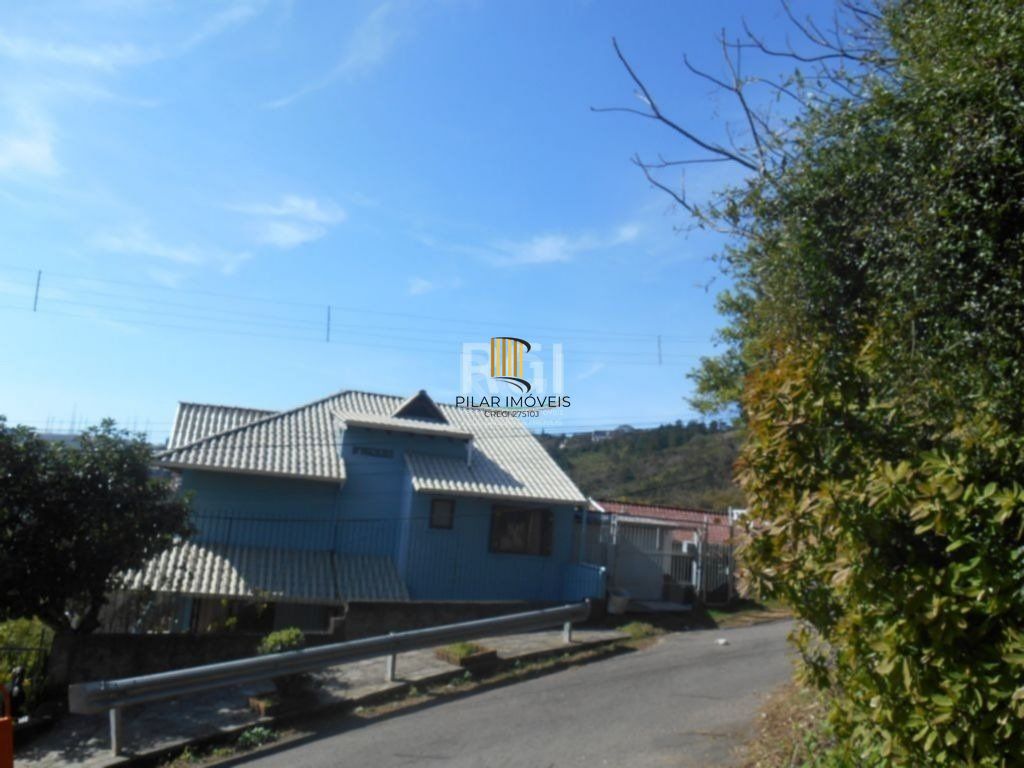 Casa para Venda - 185m², 4 dormitórios, sendo 2 suites, 4 vagas - Nonoai