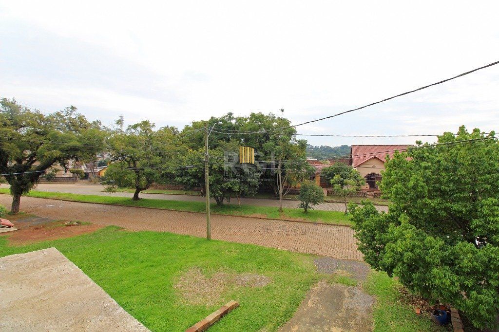 Casa para Venda - 264m², 3 dormitórios, 2 vagas - Santa Tereza
