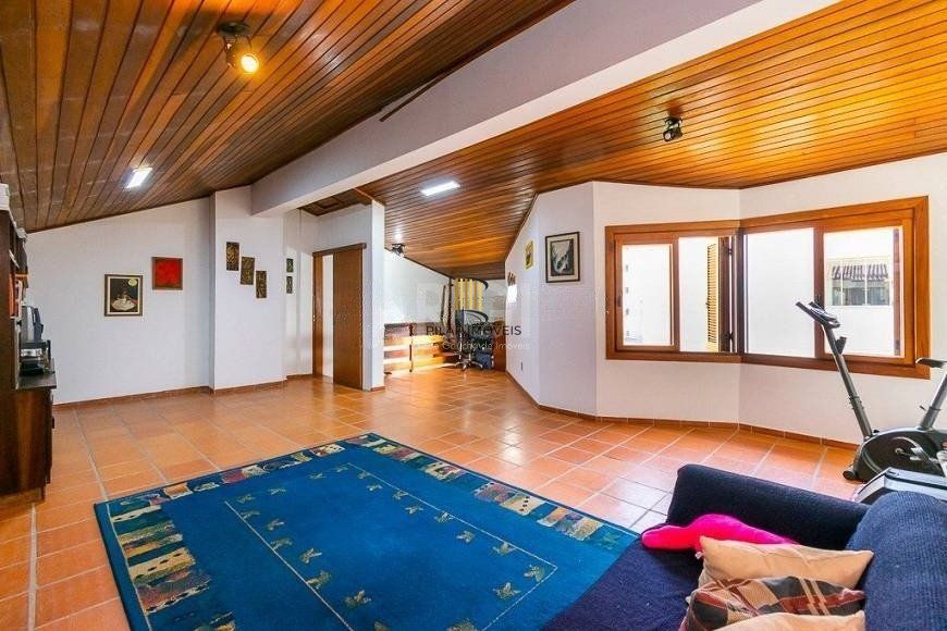 Casa Em Condomínio 224m², Bairro Tristeza