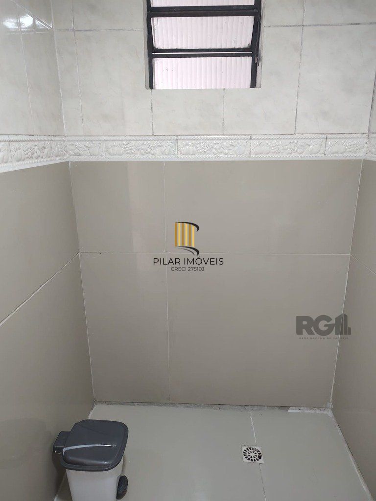 Loja para Venda - 60m², 0 dormitórios, 3 vagas - Petrópolis
