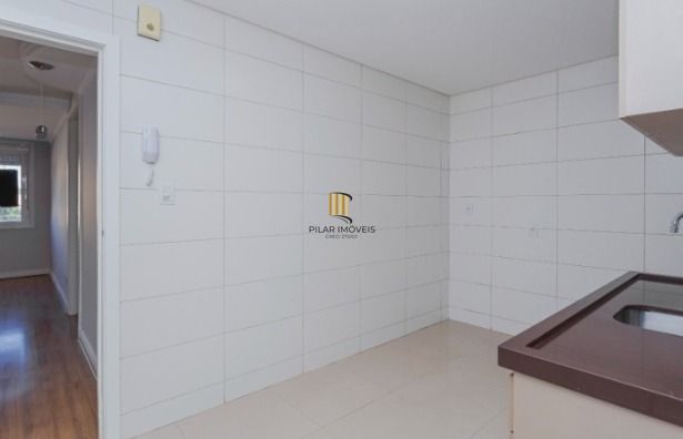 Apartamento com 3 quartos, 1 vaga no bairro Menino Deus