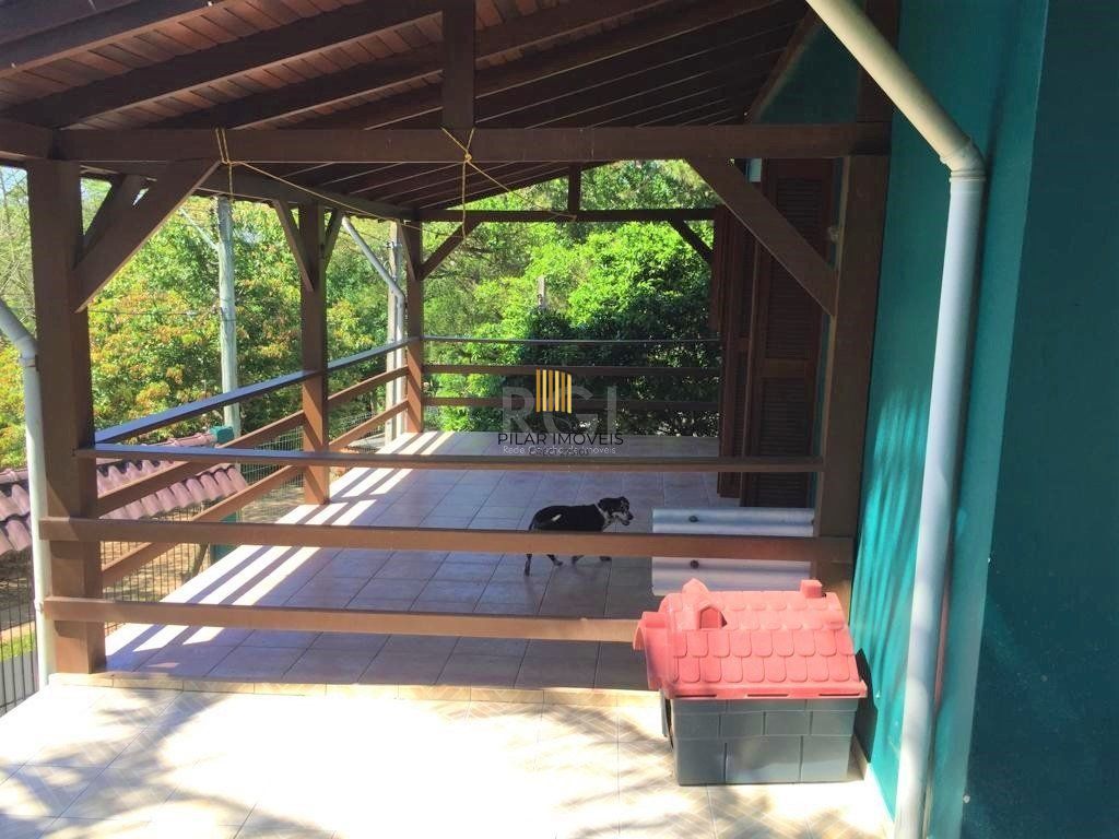 Casa para Venda - 200m², 3 dormitórios, sendo 1 suites, 2 vagas - Hípica