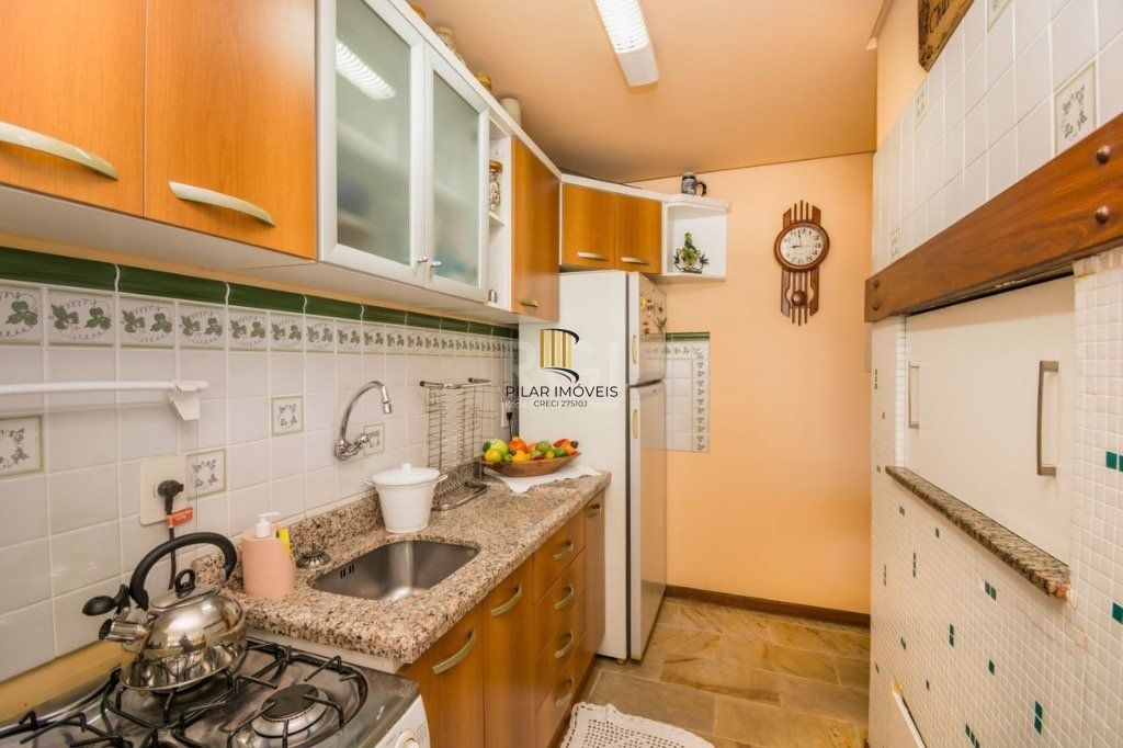 Cobertura para Venda - 199m², 3 dormitórios, sendo 1 suites, 2 vagas - Azenha