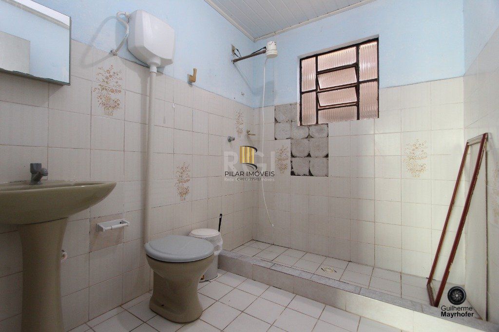 Casa para Venda - 400m², 5 dormitórios, sendo 1 suites, 3 vagas - Jardim Itu Sabará