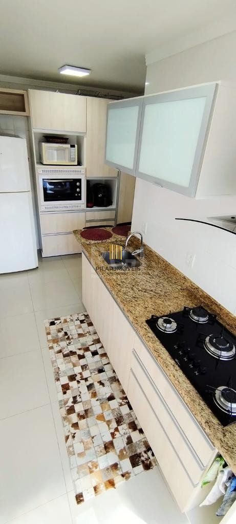 Apartamento 67m² - 2 dormitórios e 1 vaga de garagem no bairro Teresópolis