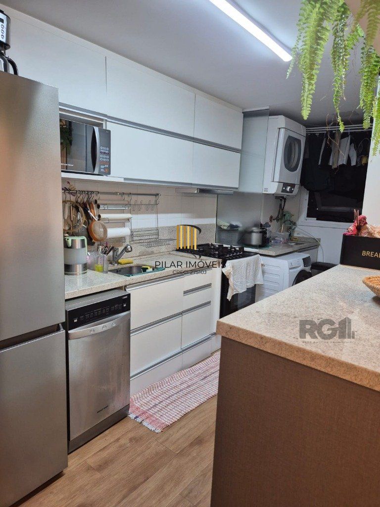 Apartamento 03 dormitorios com suite em Porto Alegre=RS