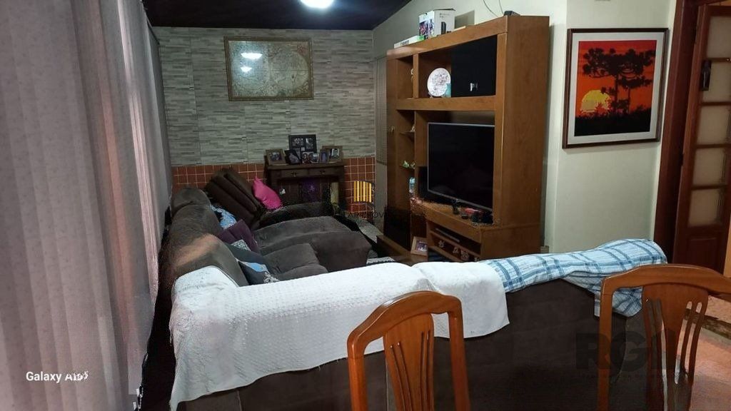 Casa 3 dormitórios no bairro Rubem Berta