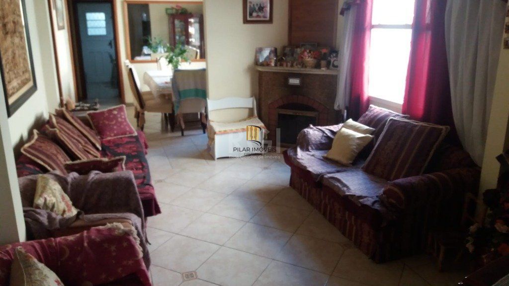 Casa para Venda - 142m², 3 dormitórios, sendo 1 suites, Partenon