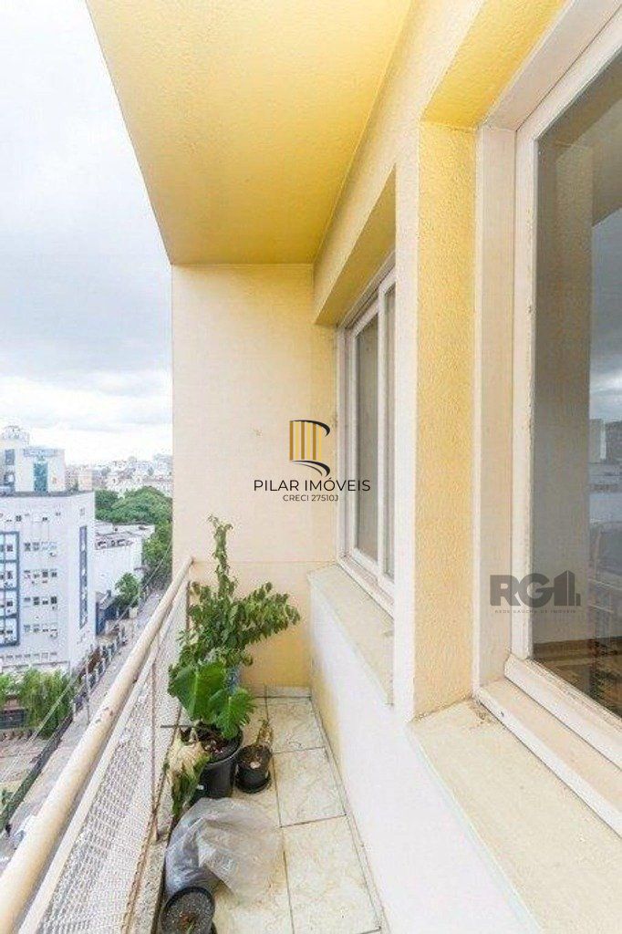 Excelente apartamento de 126m² com 3 dormitórios e sacada.