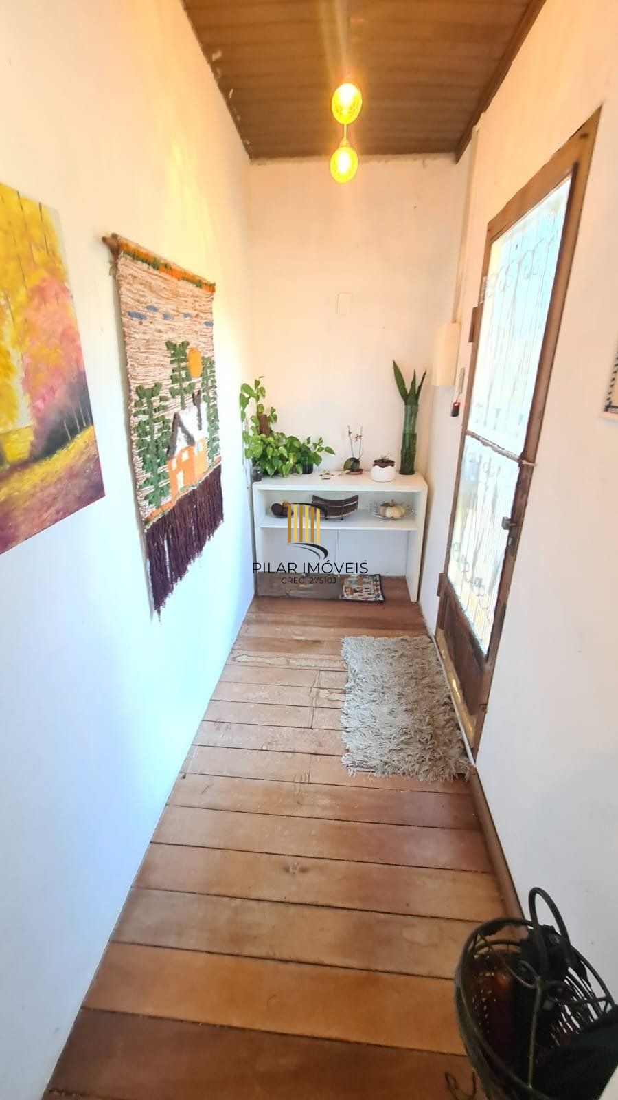 Casa com 4 dormitórios, 2 vagas e 300m² á venda
