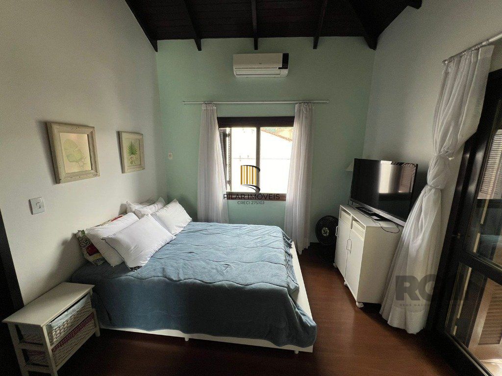 Casa de Condomínio 2 dormitórios no bairro Teresópolis