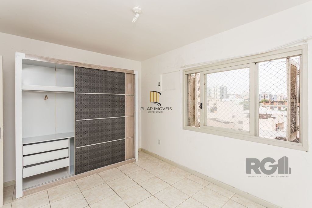 Excelente cobertura de 150m² 3 dormitórios com 3 banheiros.