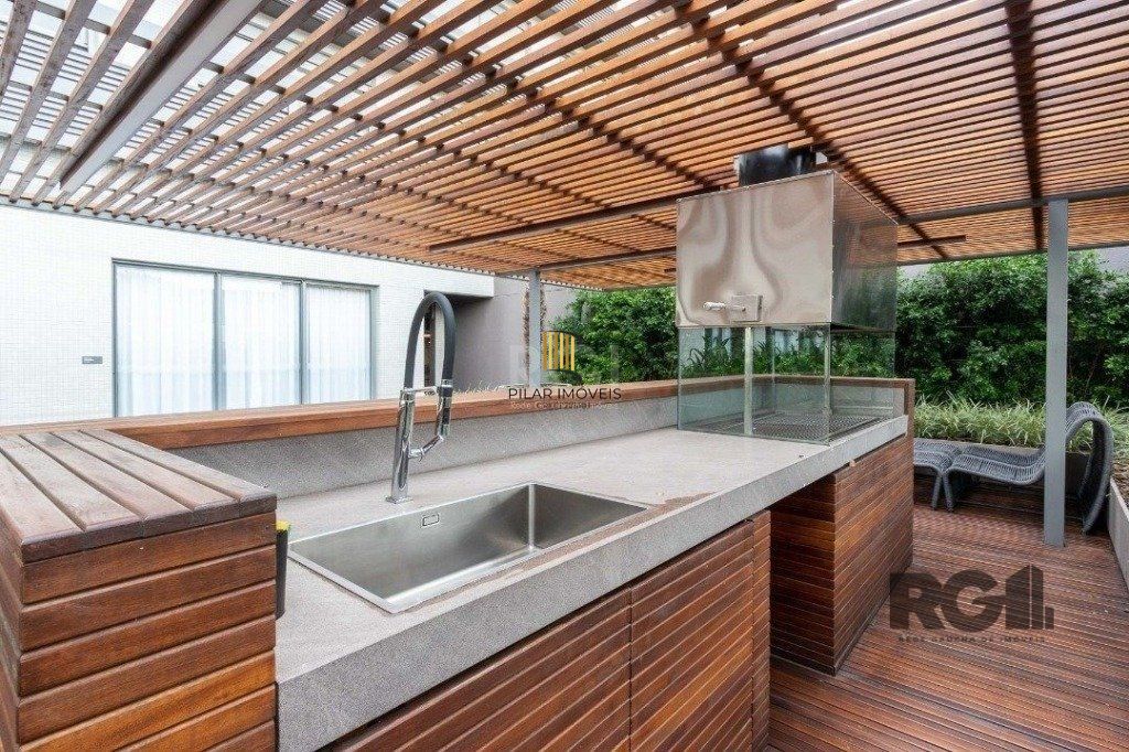 Apartamento 1 dor, 1 vaga coberta, localizado junto ao Bourbon Shopping Teresópolis.