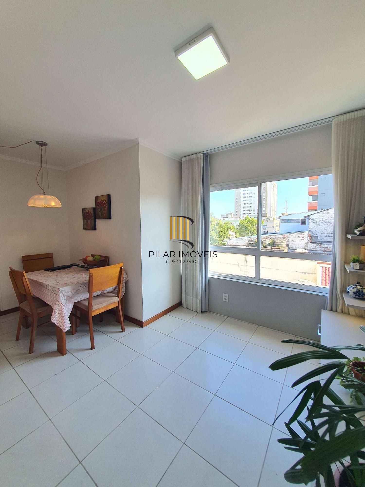 Apartamento mobiliado, pronto para morara com 2 dormitórios e 1 garagem