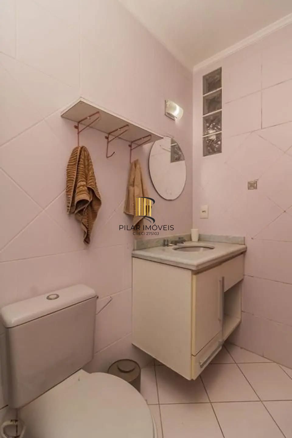 Casa em Condomínio de 3 dormitórios, no Bairro Ipanema