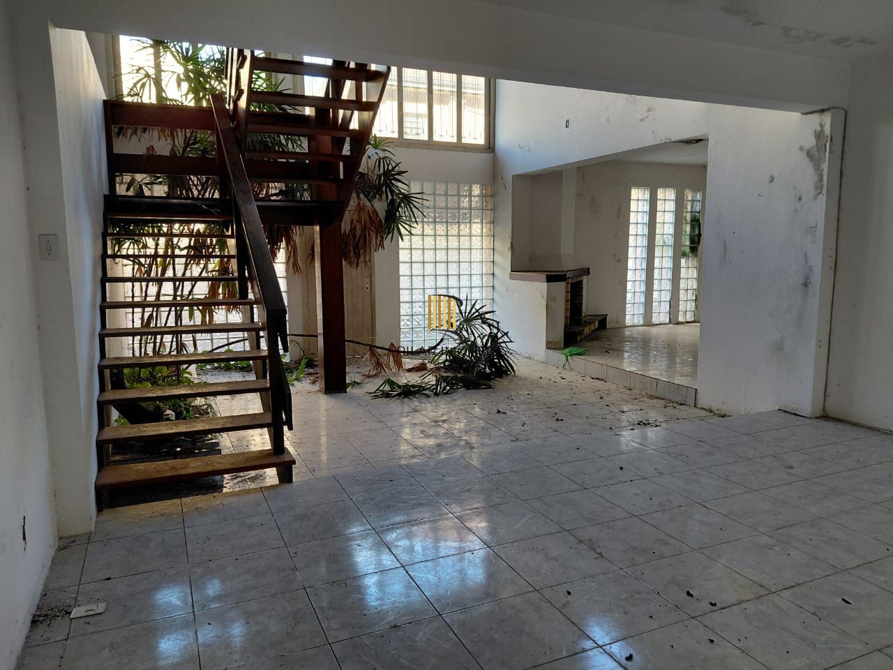 Ampla casa com pátio Bairro Teresópolis