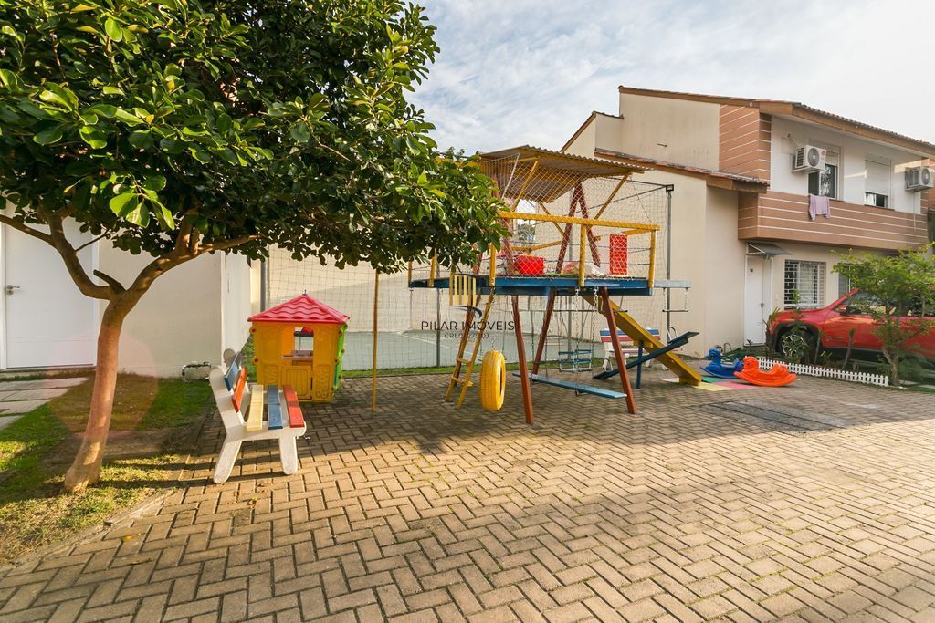 Casa de condomínio com 150m², 3 quartos e 2 vagas