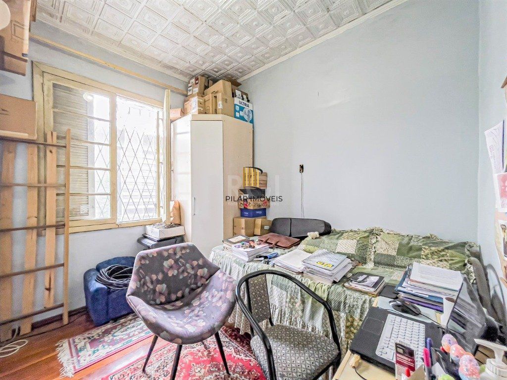 Casa para Venda - 212m², 3 dormitórios, 3 vagas - Azenha