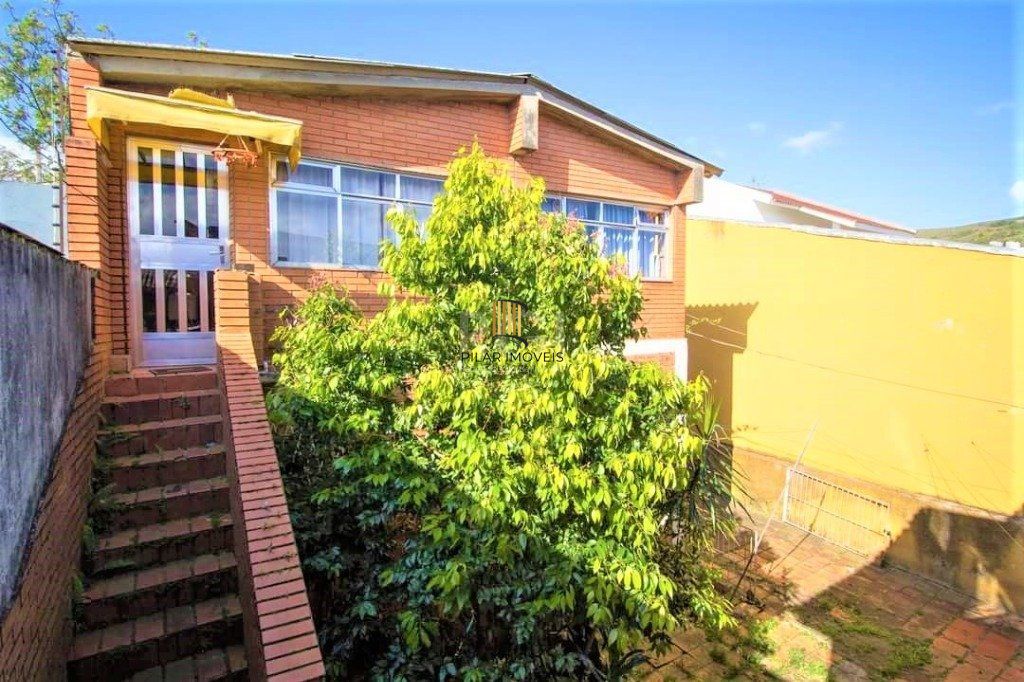 Casa para Venda - 287m², 3 dormitórios, sendo 2 suites, 4 vagas - Nonoai