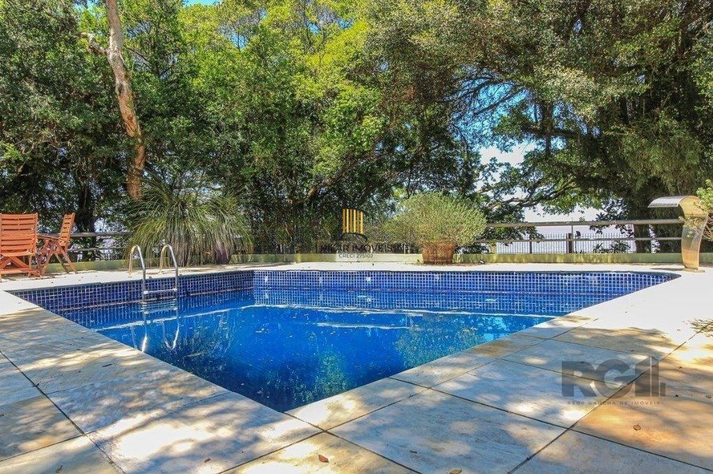 Casa em Condomínio à venda com 4 quartos 319 m²  Rua Manoel Leao, Pedra Redonda, Porto Alegre
