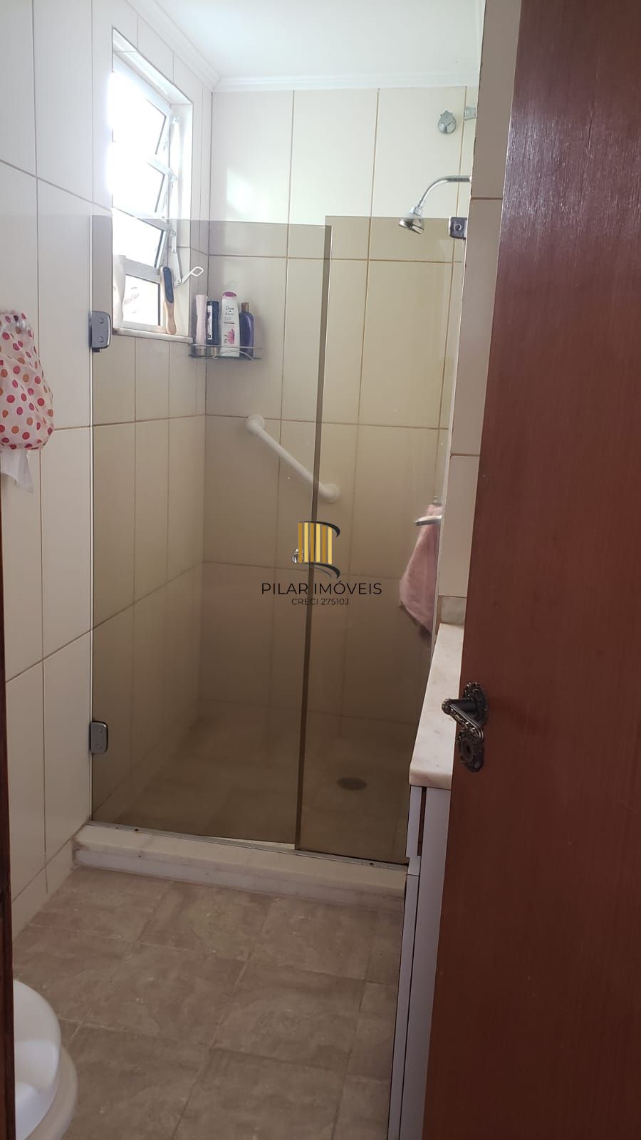 Casa 5 dormitórios no bairro Teresópolis