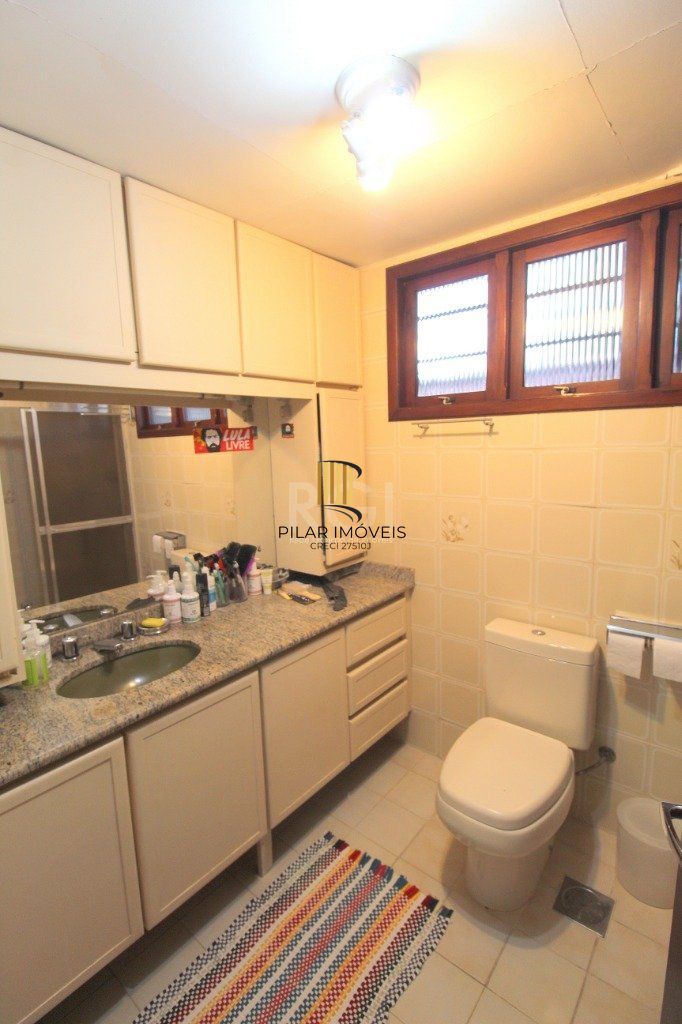 Casa para Venda - 100m², 3 dormitórios, 3 vagas - Nonoai