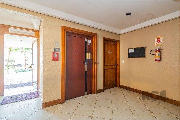 Apartamento para Venda - 77m², 2 dormitórios, 1 vaga - Teresópolis