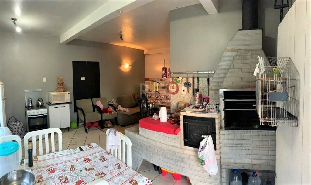 Casa de 175m², com 3 dormitórios