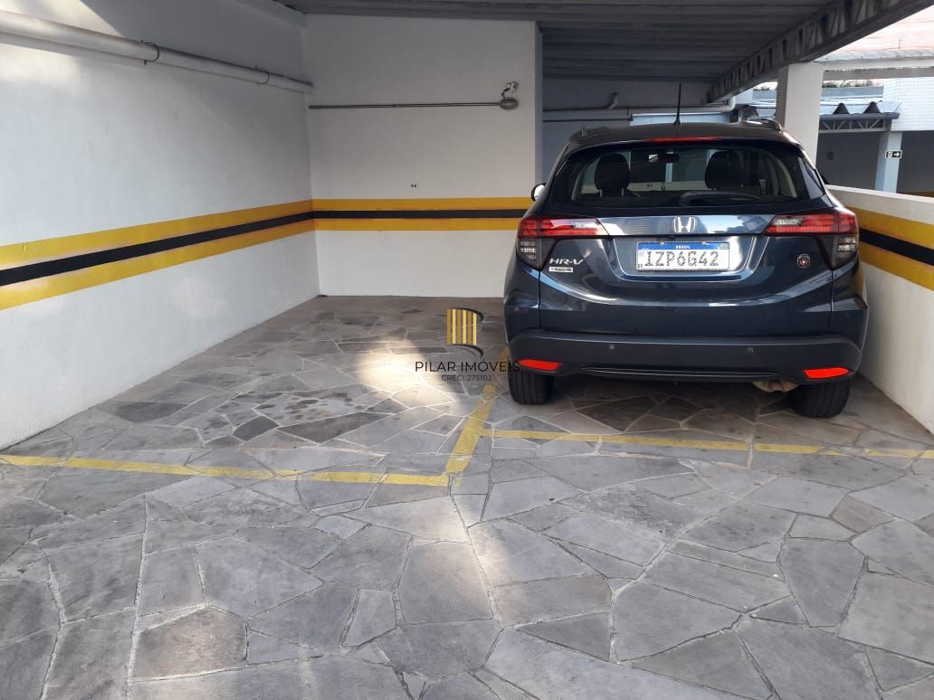 Apartamento na Bela vista com 3 suites, 4 garagens, 1 apartamento por andar.