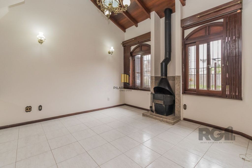 Casa com 287m², 5 dormitórios, piscina, 4 vagas no bairro Jardim Itu - Pilar Imóveis