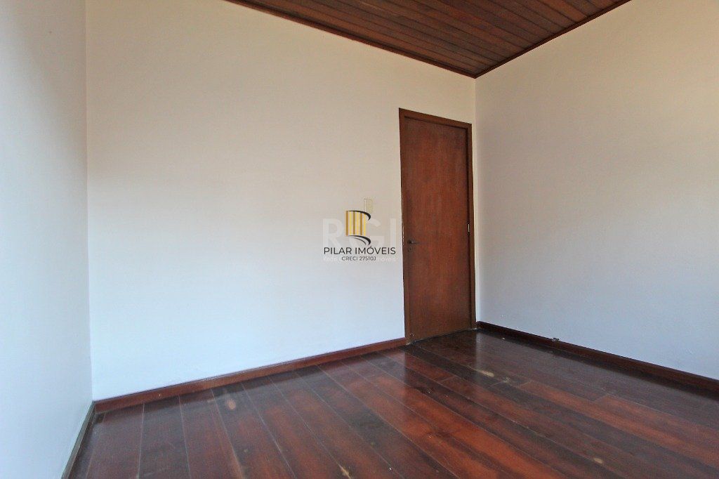 Casa para Venda - 120m², 3 dormitórios, sendo 1 suites, 3 vagas - Ipanema