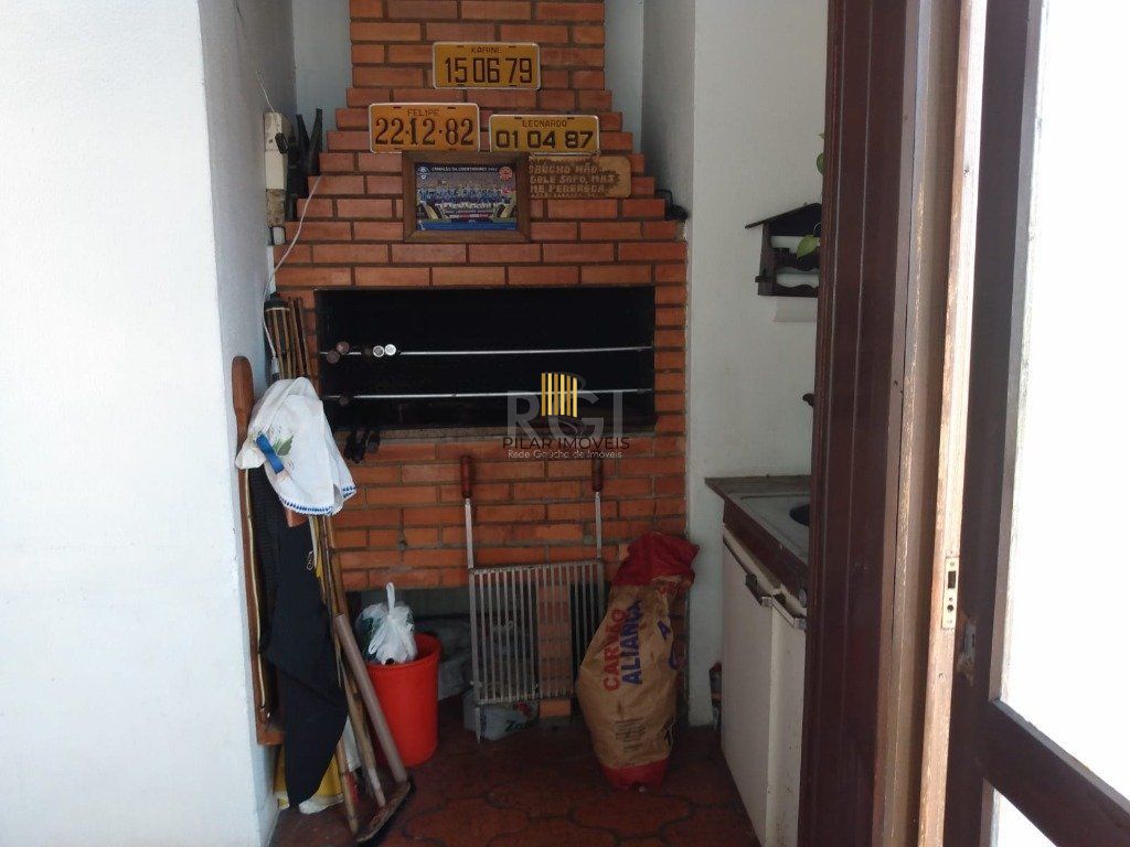 Cobertura para Venda - 237.88m², 3 dormitórios, sendo 1 suites, 2 vagas - Moinhos de Vento