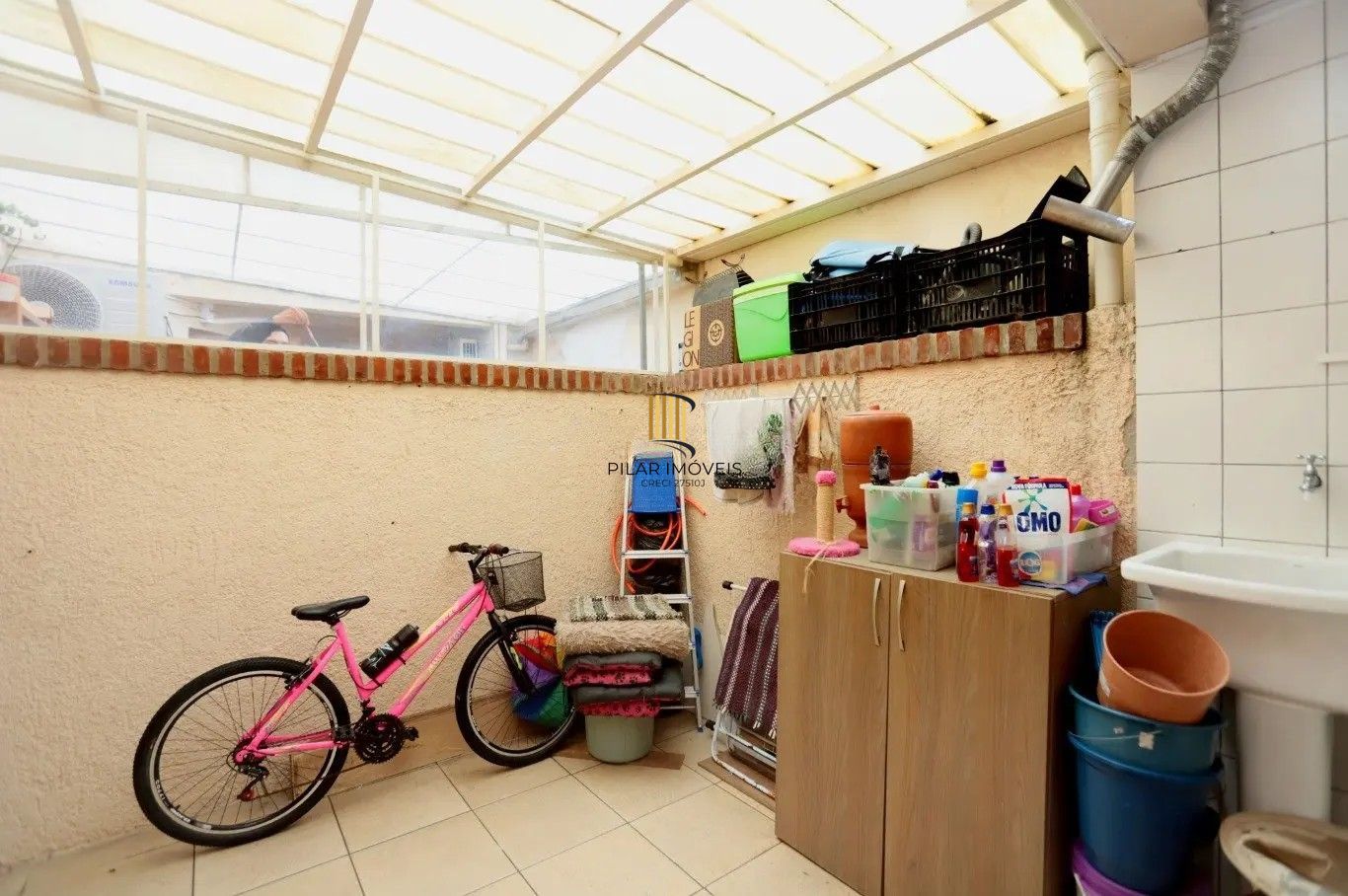 Casa de Condomínio 2 dormitórios no bairro Camaquã