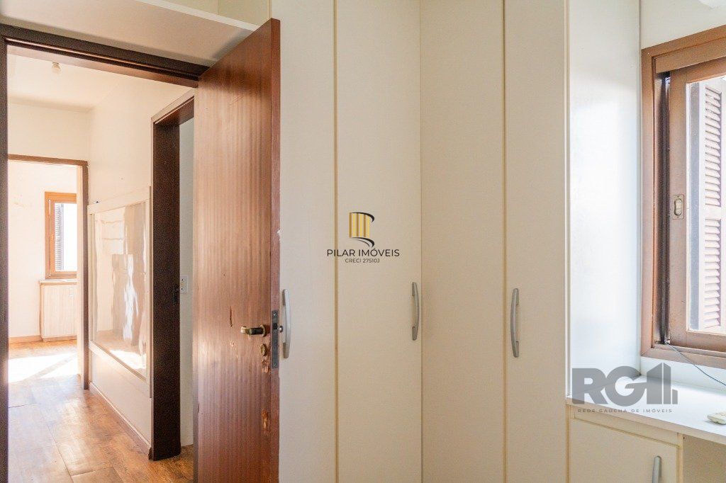 Casa de Condomínio 3 dormitórios no bairro Teresópolis