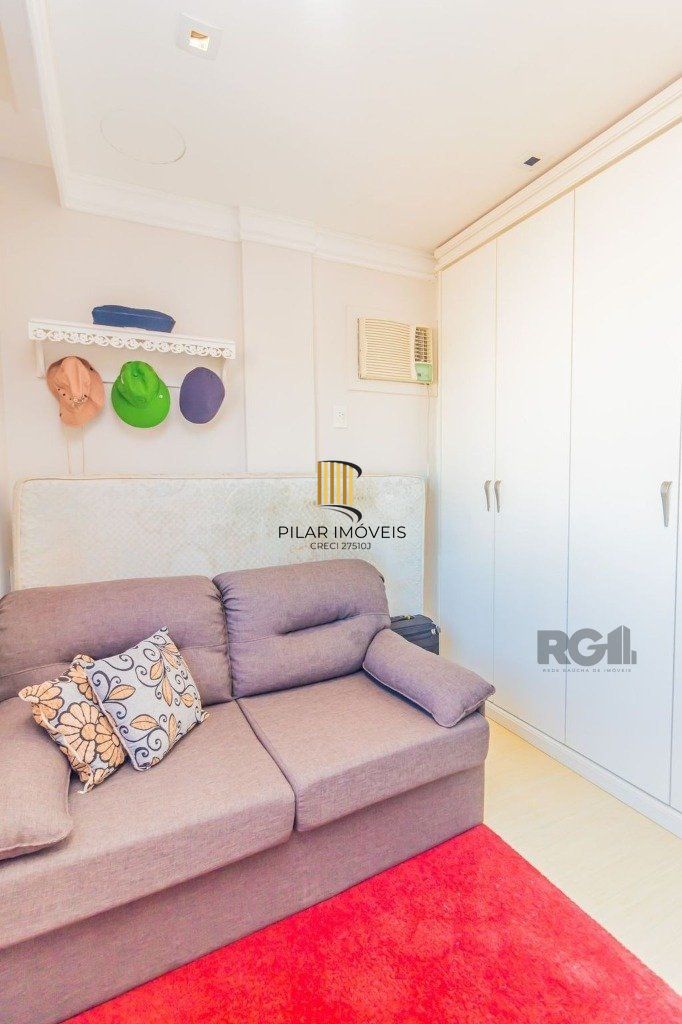 Excelente cobertura de 175m² com 3 dormitórios e 2 vagas.