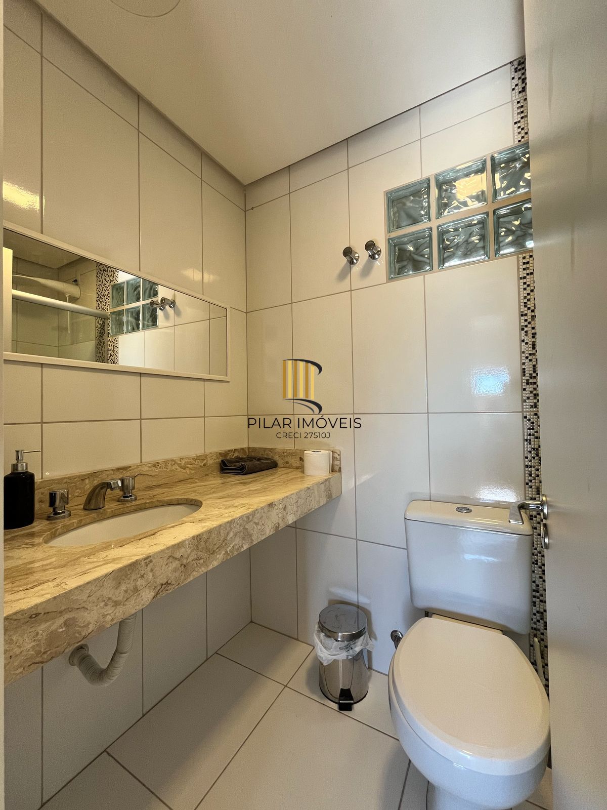 Apartamento 2 dormitórios no bairro Menino Deus