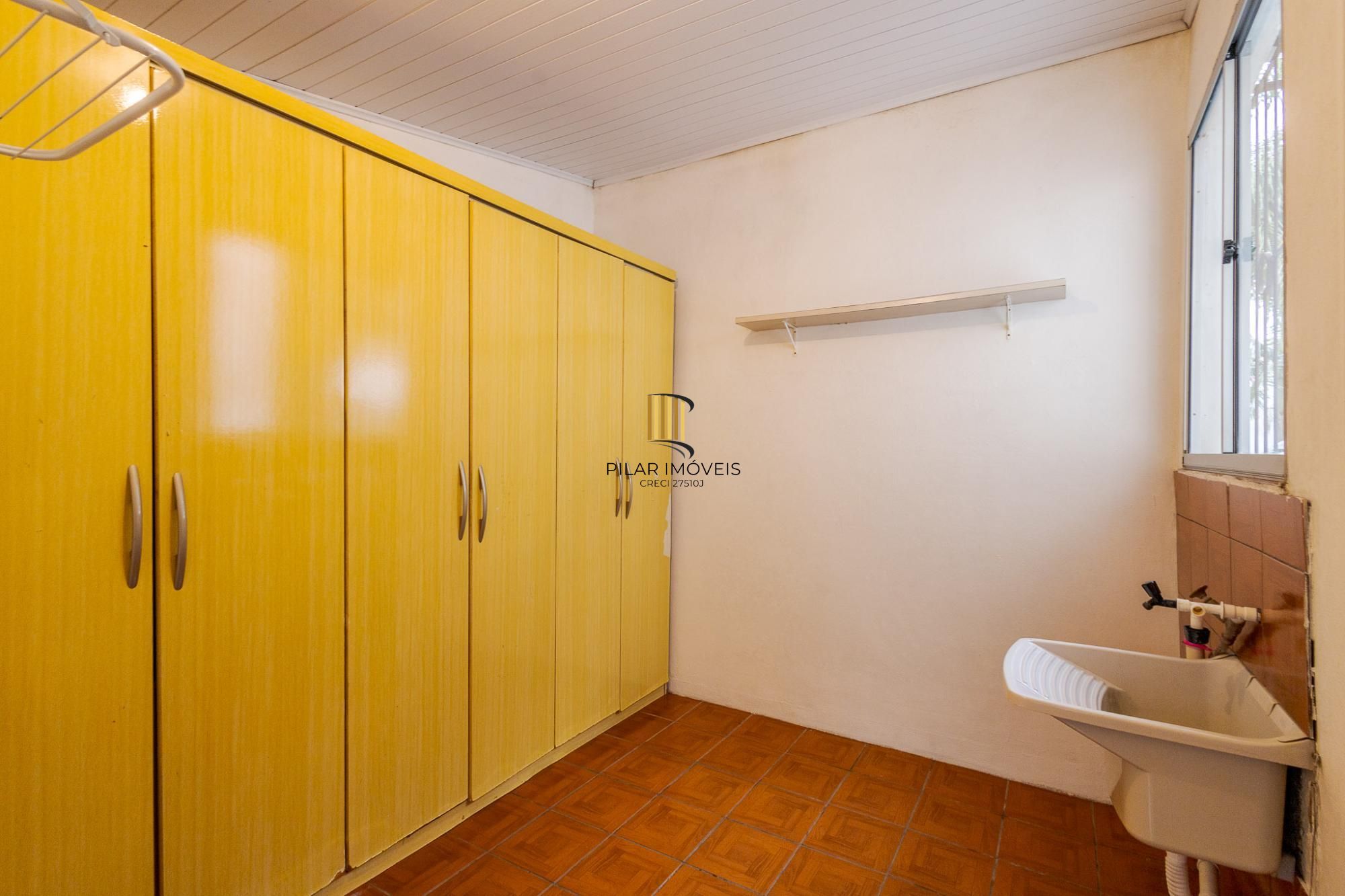 Casa para Venda - 210m², 4 dormitórios, 2 vagas - Petrópolis