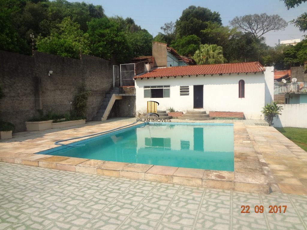 Casa para Venda - 365m², 4 dormitórios, sendo 2 suites, 6 vagas - Nonoai