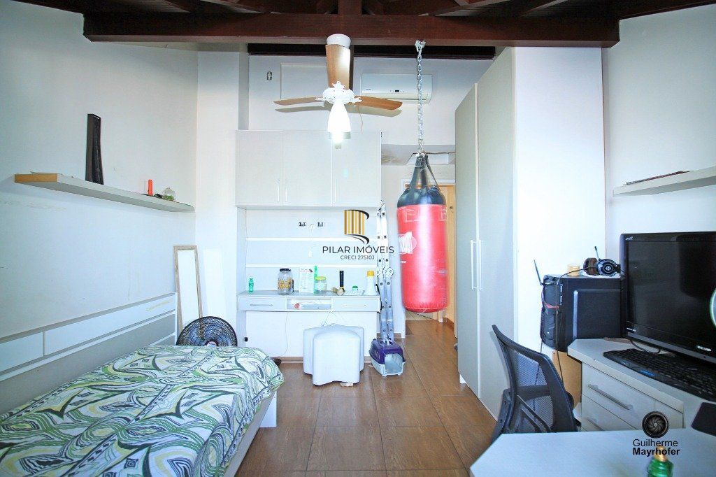 Casa Condominio para Venda - 131m², 3 dormitórios, sendo 1 suites, 2 vagas - Teresópolis