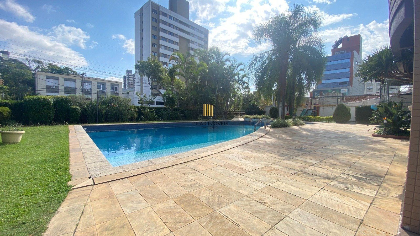 Apartamento com 3 quartos, 2 vagas e 100.7m² - Rua Botafogo - Menino Deus, Porto Alegre